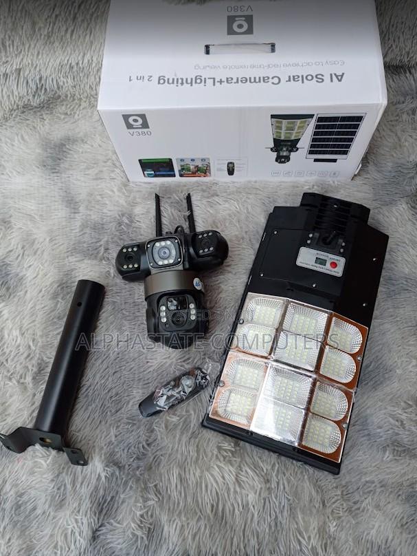 4g Solar Led Street Light With Built-in CCTV Camera Outdoor Security - main view