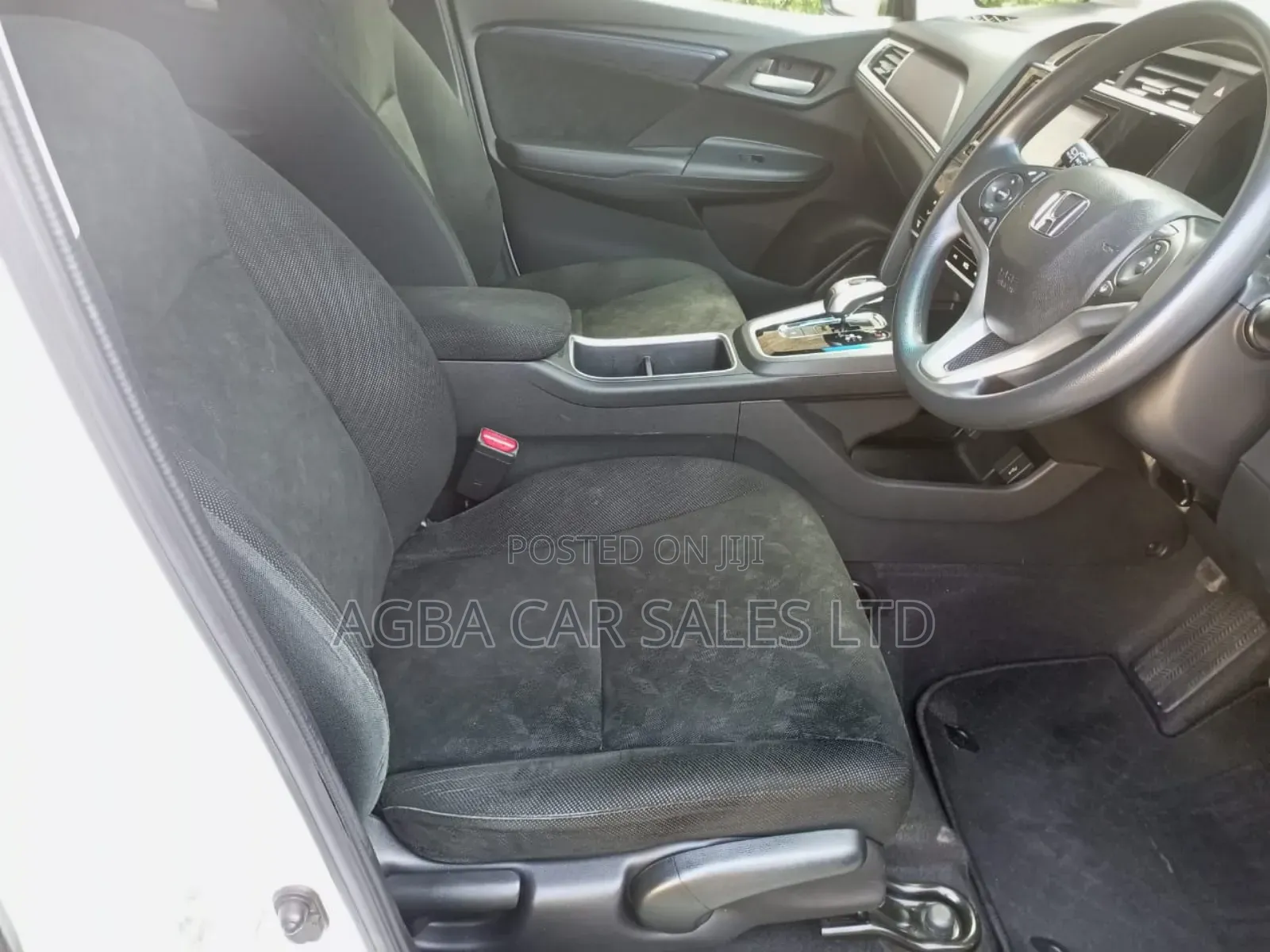 Honda Fit Shuttle 2018 White