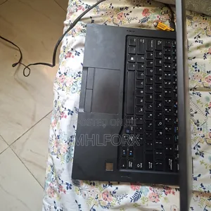 Laptop Dell Latitude 7390 8GB Intel Core I5 SSD 256GB