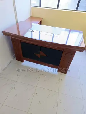 Modern Executive 1.6m Work Desk