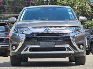 Mitsubishi Outlander 2019 Brown