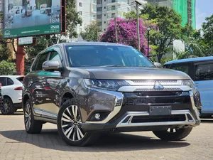 Mitsubishi Outlander 2019 Brown