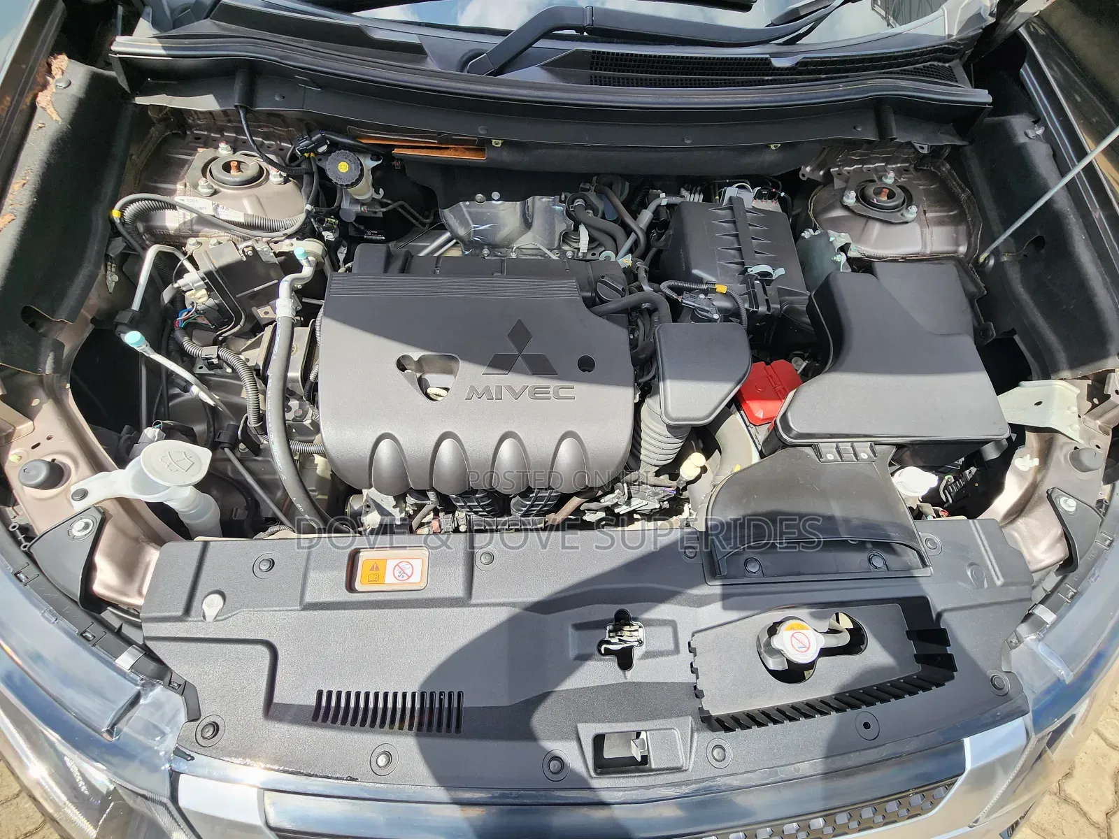 Mitsubishi Outlander 2019 Brown