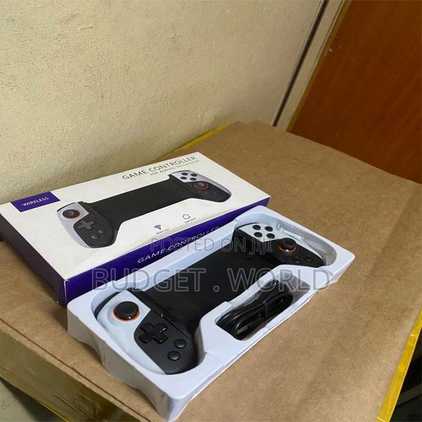 Wireless Handheld Gamepad for Android iPhone Mobile Game Controller