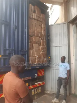 Trailers for Jobs and Cargo Delivery Are Readily Accessible