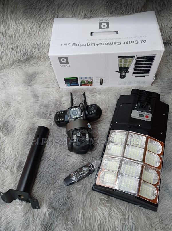 Solar Powered 4g Sim Camera With Led Street Light No Wifi Outdoor CCTV