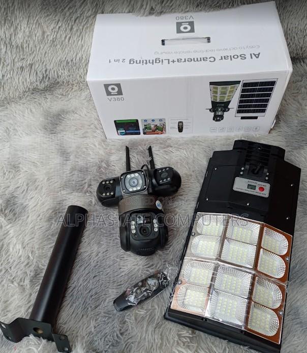 Wireless Outdoor Solar 4g CCTV Camera With Floodlight Night Vision - main view