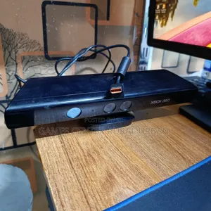 Microsoft Xbox 360 Kinect Sensor