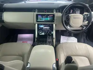 Land Rover Range Rover Vogue 2019 Blue