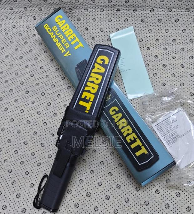Garrett Hand Held Metal Detector Provides Uniform Sensitivity