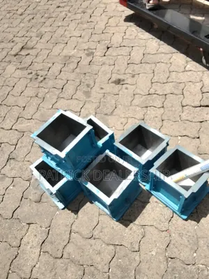 Cast Iron Concrete Cube