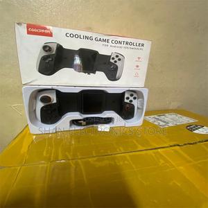 Handheld Bluetooth Gamepad for Smartphone Games - main view