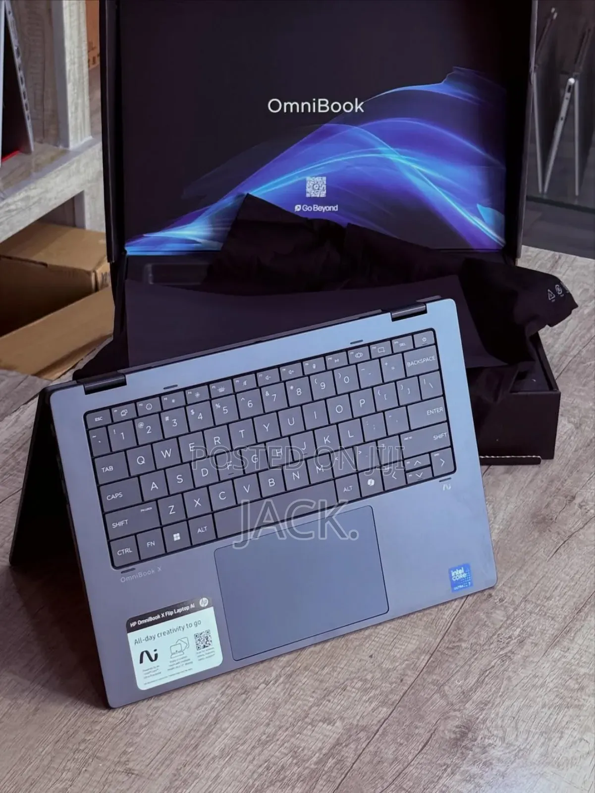 New Laptop HP OmniBook X Flip 14" 16GB Intel Core Ultra 7 SSD 1T