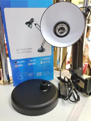 Flexible Swing Arm Table Lamp With Weighted Base