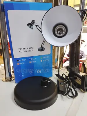 Flexible Swing Arm Table Lamp With Weighted Base