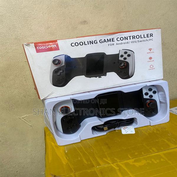 Universal Wireless Gamepad Controller - main view