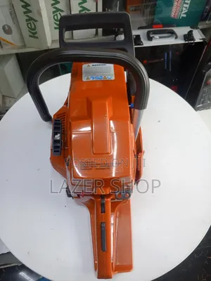 Husqvarna 272 Powersaw