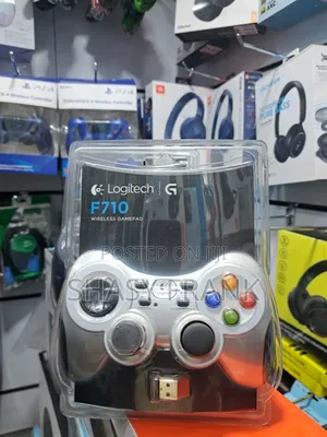 Logitech F710 Wireless Gamepad