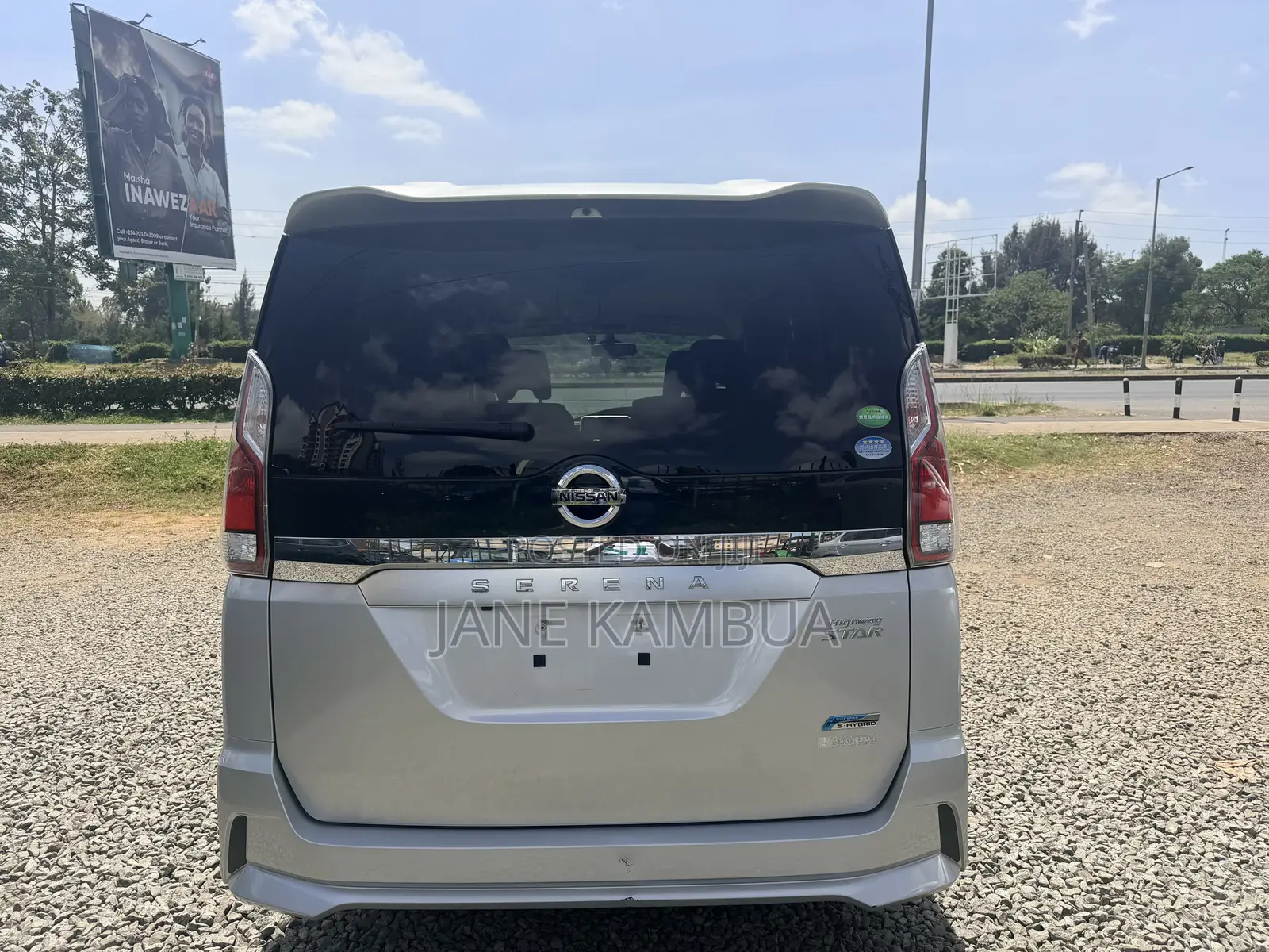 Nissan Serena 2018 Silver