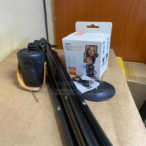 Smart 360° Face Tracking Phone Holder for Video Recording - thumbnail 2