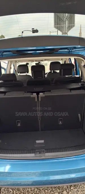 Volkswagen Touran 2018 Blue