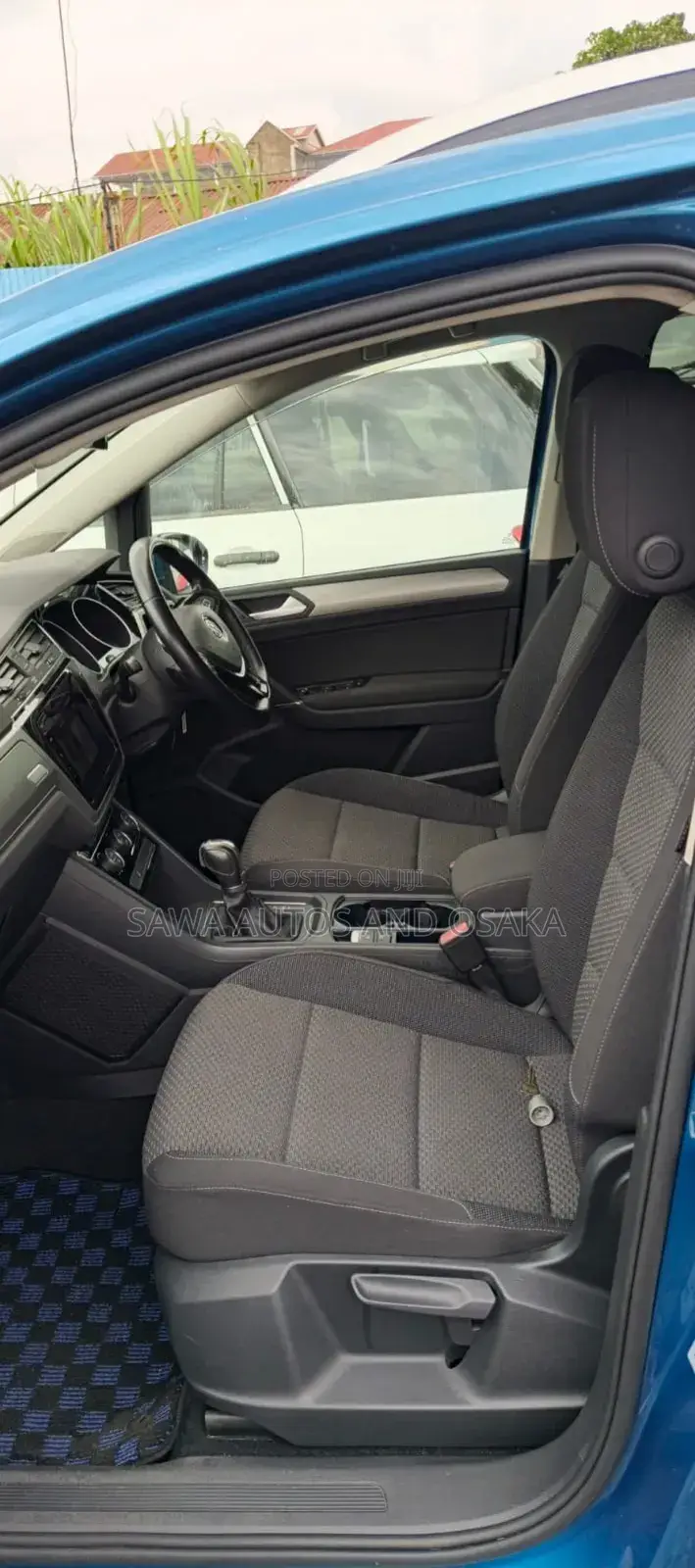 Volkswagen Touran 2018 Blue