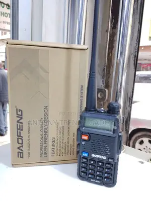 Portable Baofeng Uv-5r Walkie-Talkie With VHF/Uhf