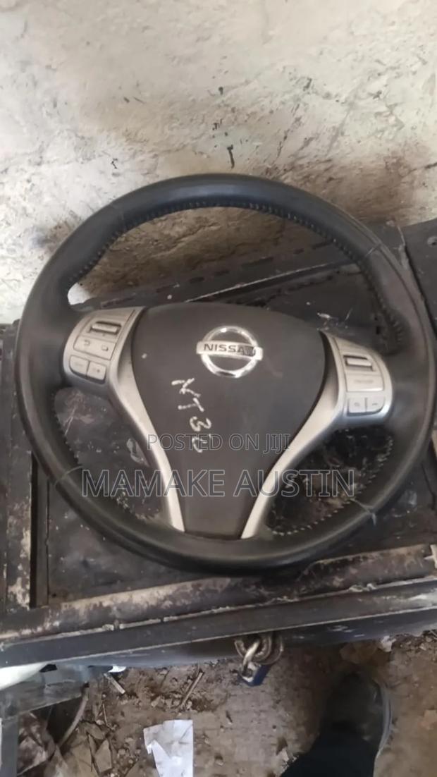 Nissan X-Trail Nt32 Steering Wheel Airbag