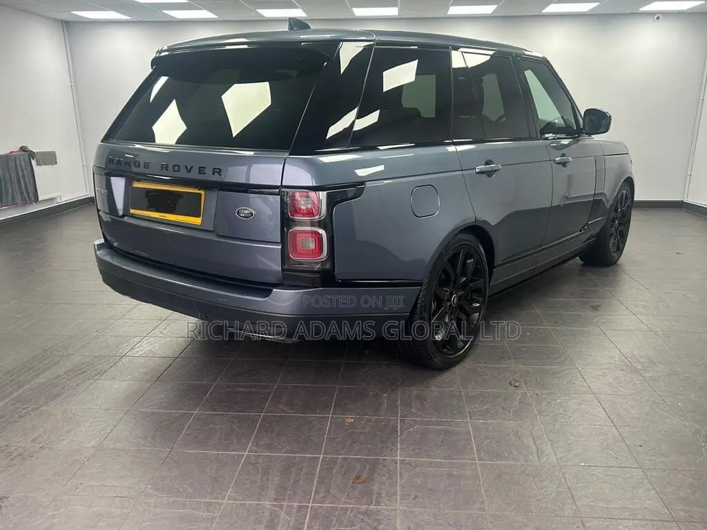 Land Rover Range Rover Vogue 2019 Blue