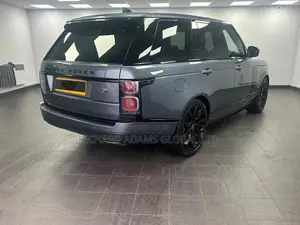 Land Rover Range Rover Vogue 2019 Blue