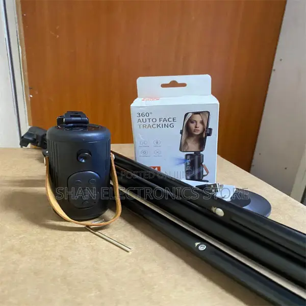 Smart Face Tracking Phone Mount With Tripod