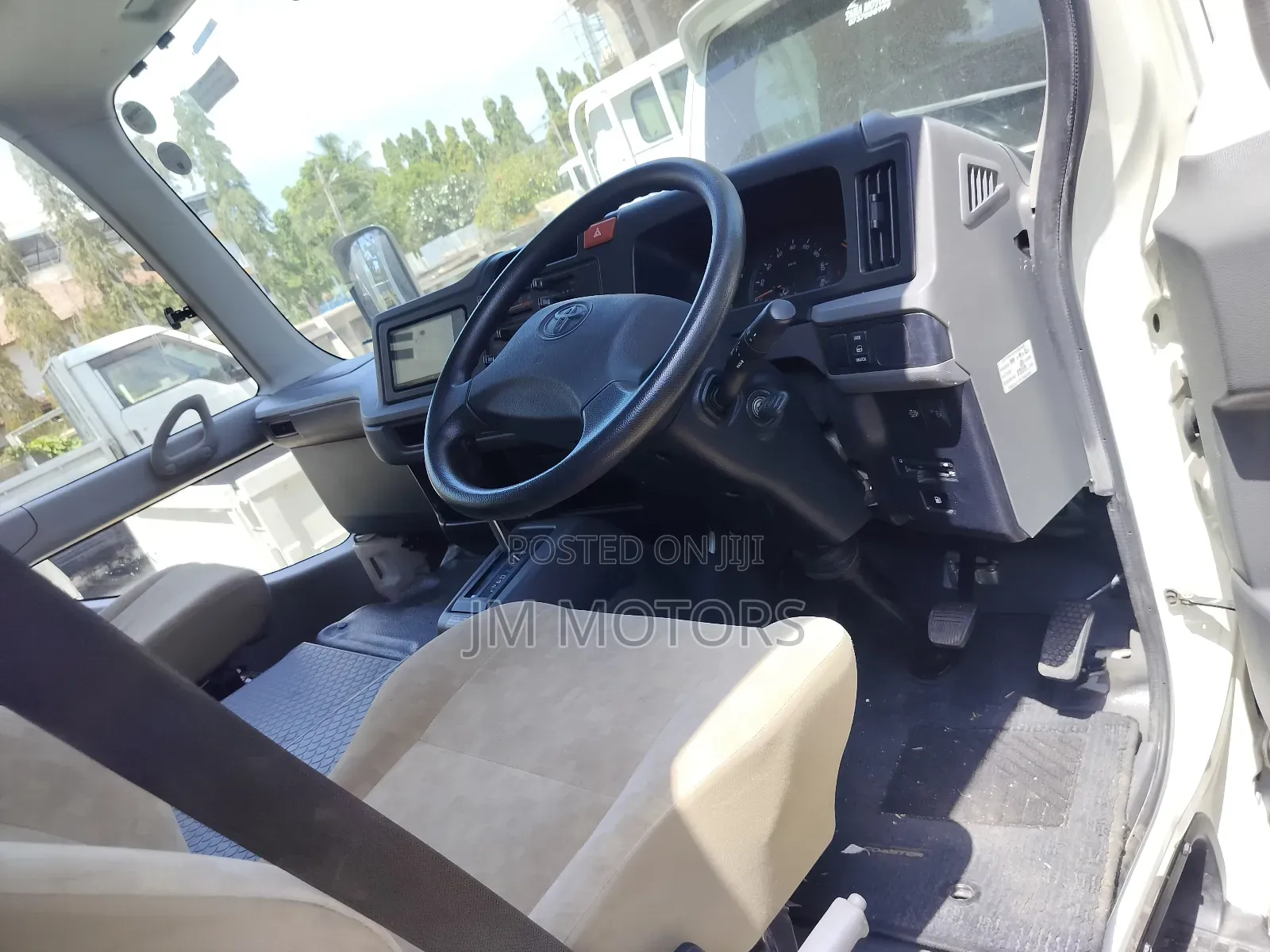 Toyota Coaster 2019 White