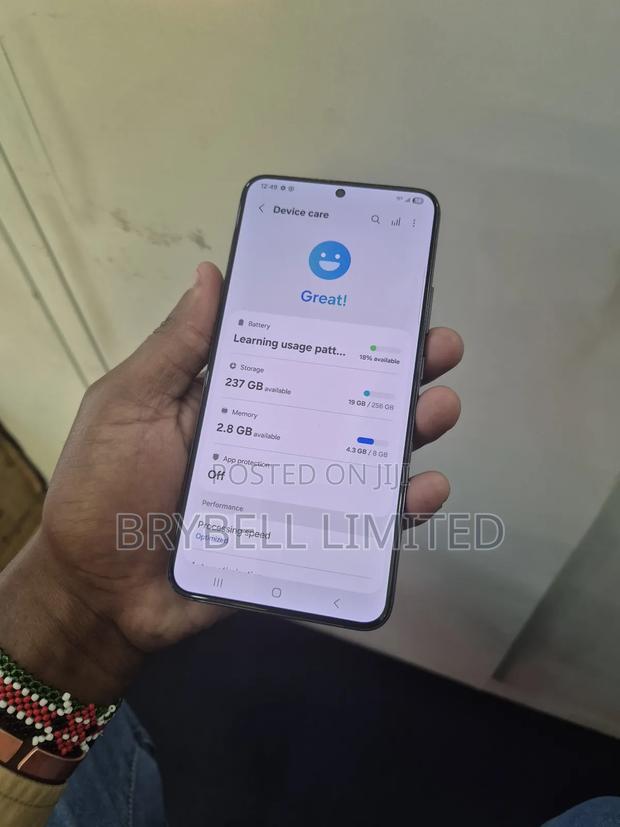 Samsung Galaxy S22+ 5G 256 GB Black - thumbnail 4