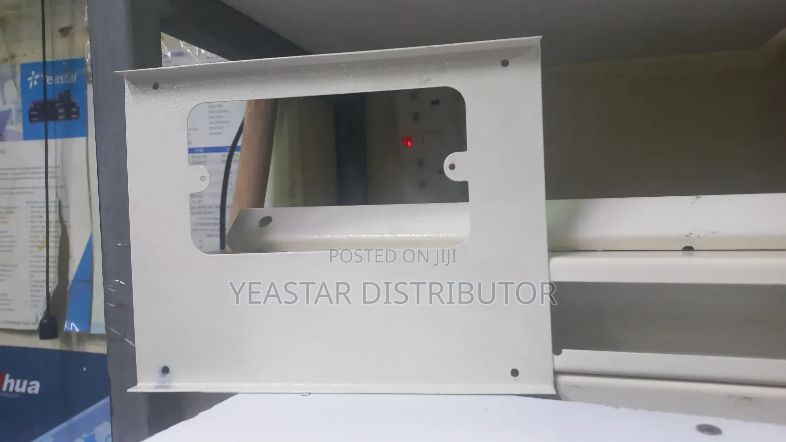 Metallic Trunking Double Knockout 150*50