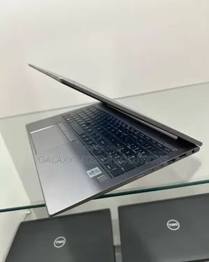 Laptop HP ZBook Firefly 15 G7 16GB Intel Core I7 SSD 512GB