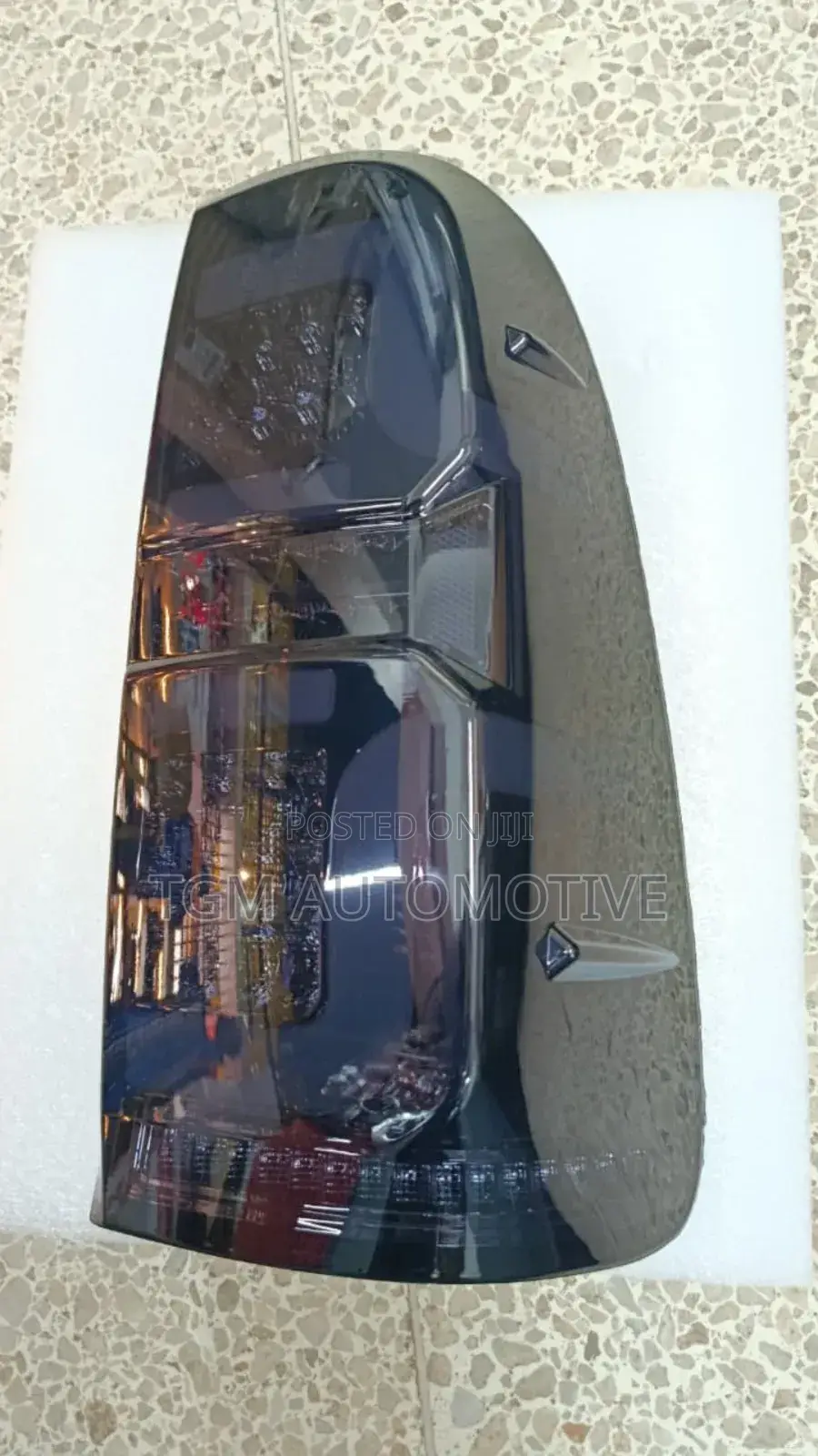 Tail Lamp Hilux Vigo Smoked Aftermarket