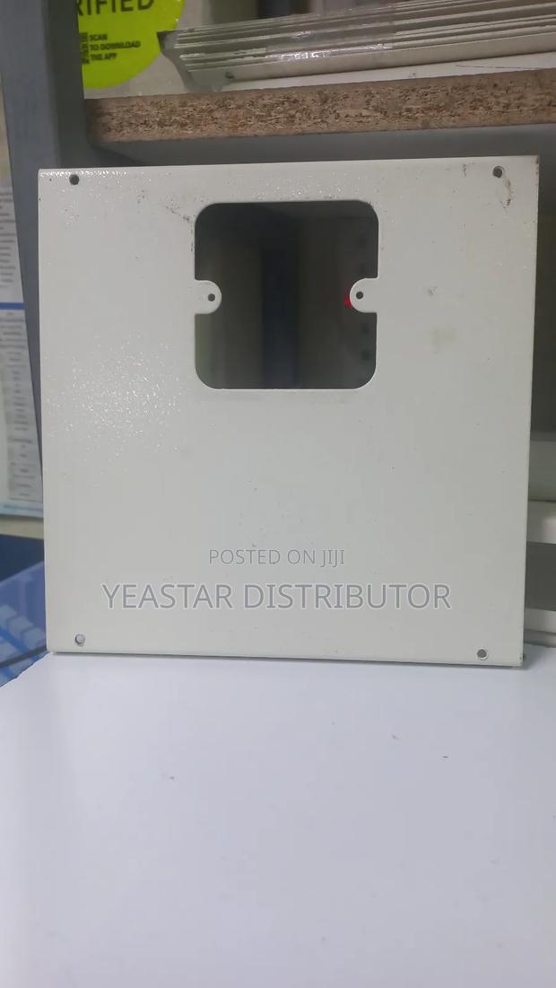 Metallic Trunking Single Knockout 200*50