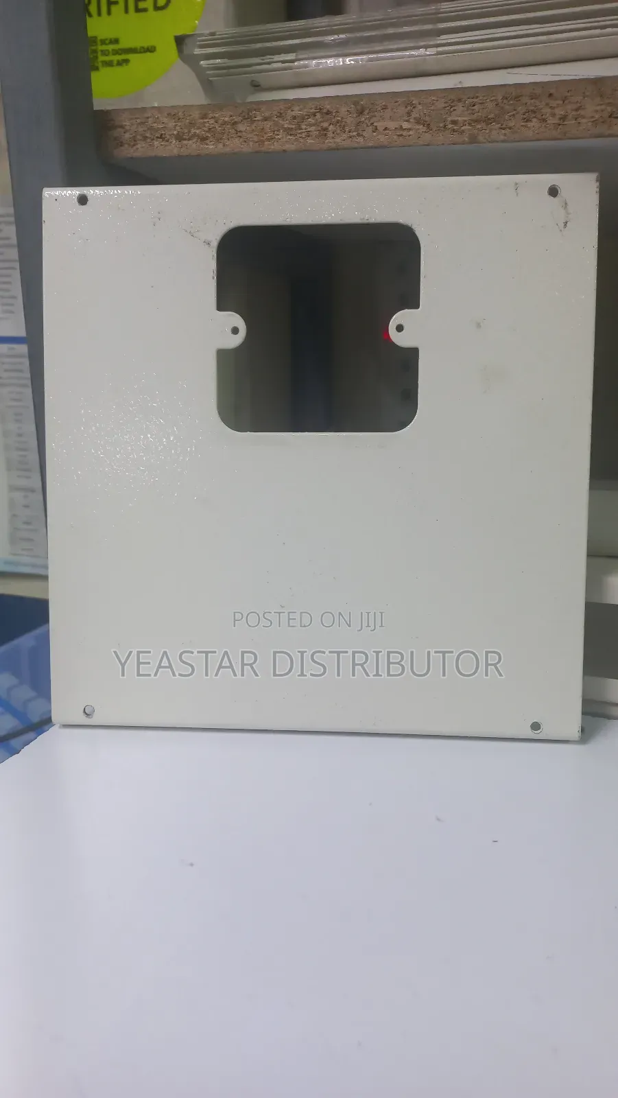 Metallic Trunking Single Knockout 200*50