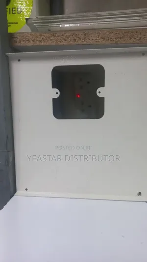 Metallic Trunking Single Knockout 200*50