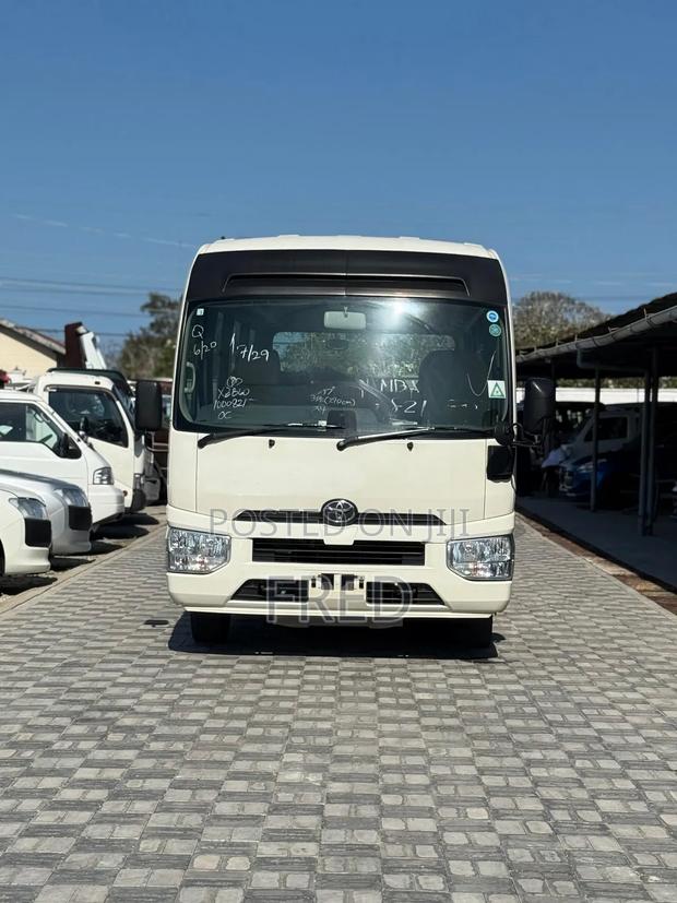 Toyota Coaster 2018 White - main view