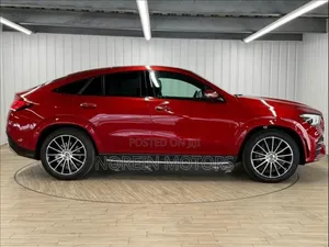 Mercedes-Benz GLE-Class 2020 Red