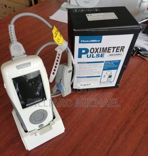 Handheld Oximeter - thumbnail 2