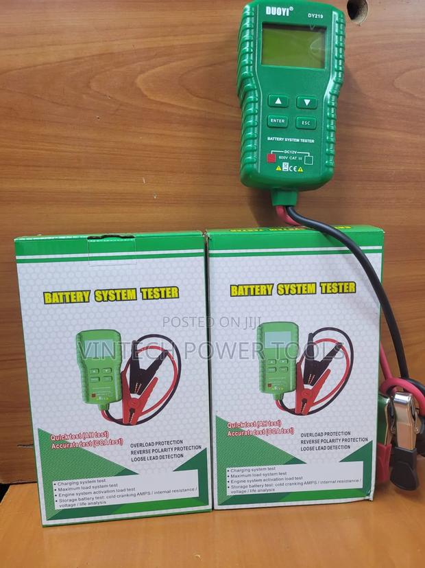 Digital Battery Tester/12 v Battery Tester - main view