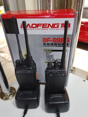 Baofeng Bf-888s Handheld Radio 16 Channels Led Flashlight
