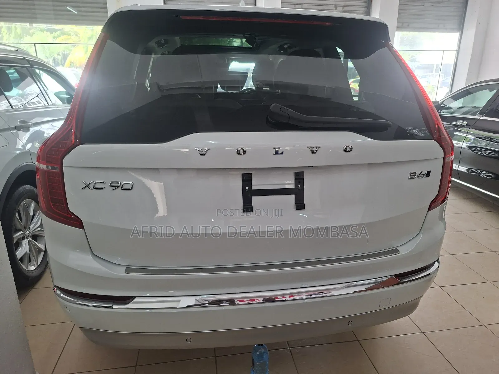 Volvo XC90 T5 Momentum 2022 White