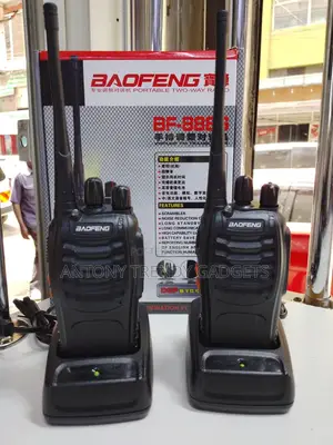 Baofeng Bf-888s Uhf Walkie-Talkie With Led Scrambler
