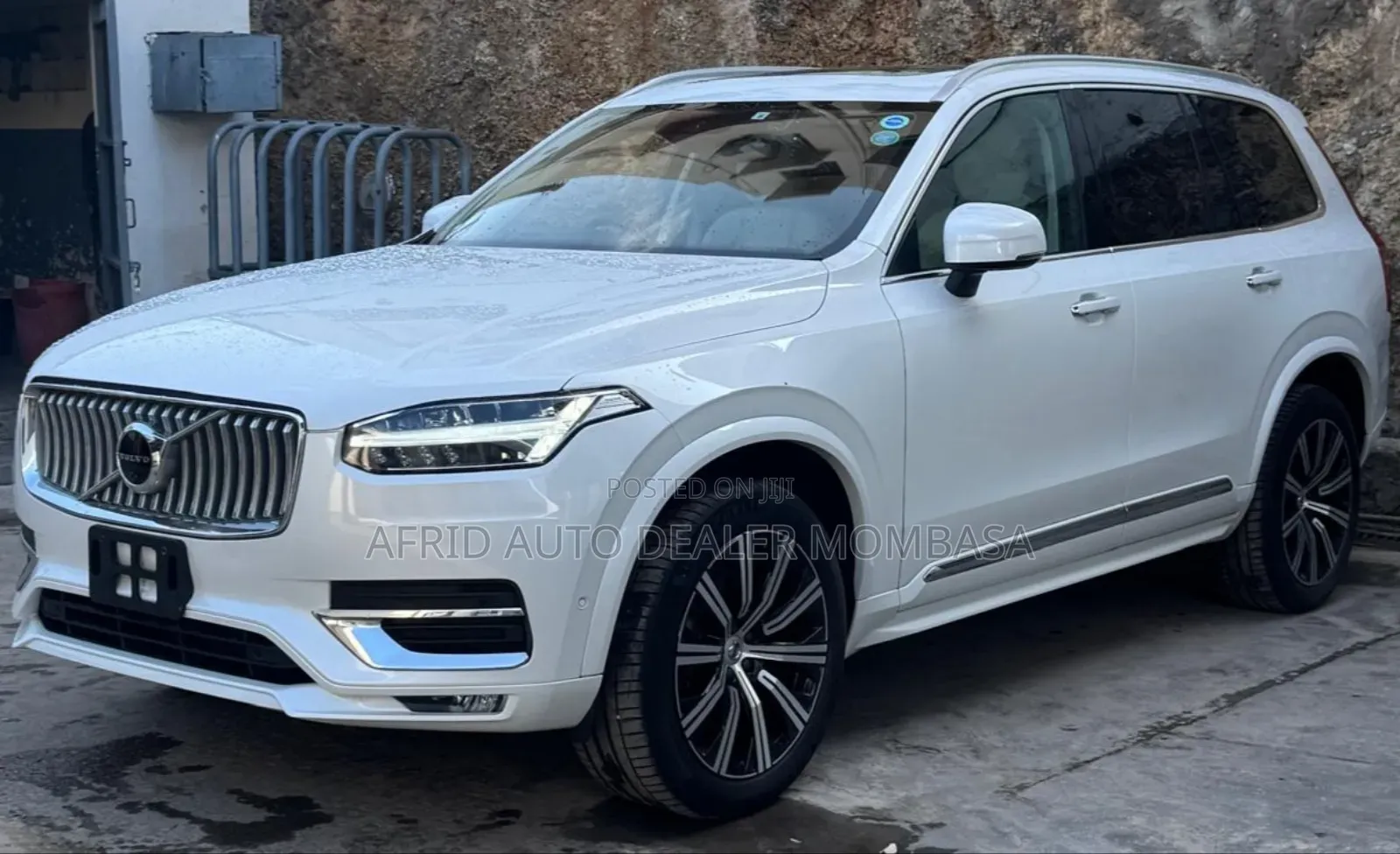 Volvo XC90 T5 Momentum 2022 White