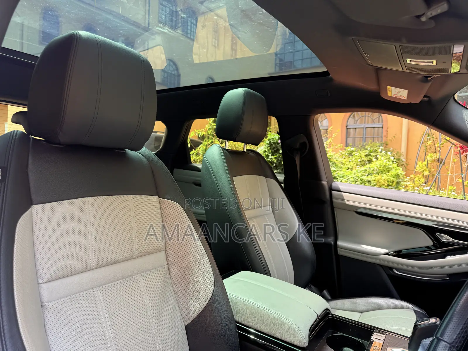 Land Rover Range Rover Evoque HSE Dynamic 4x4 5-Door 2019 Gray