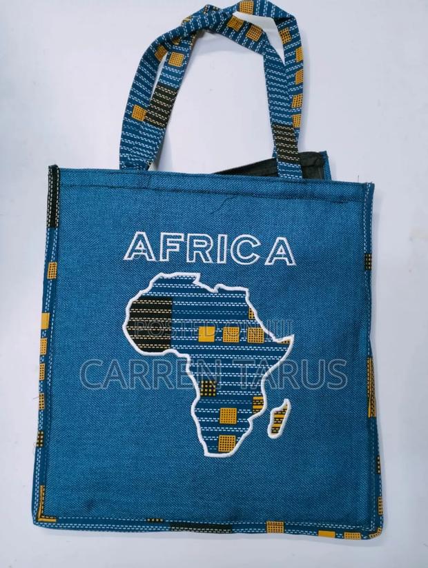 African Handbag Designer - thumbnail 6