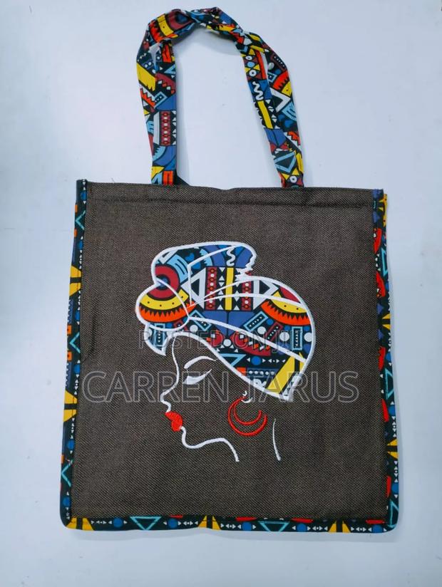 African Handbag Designer - thumbnail 12